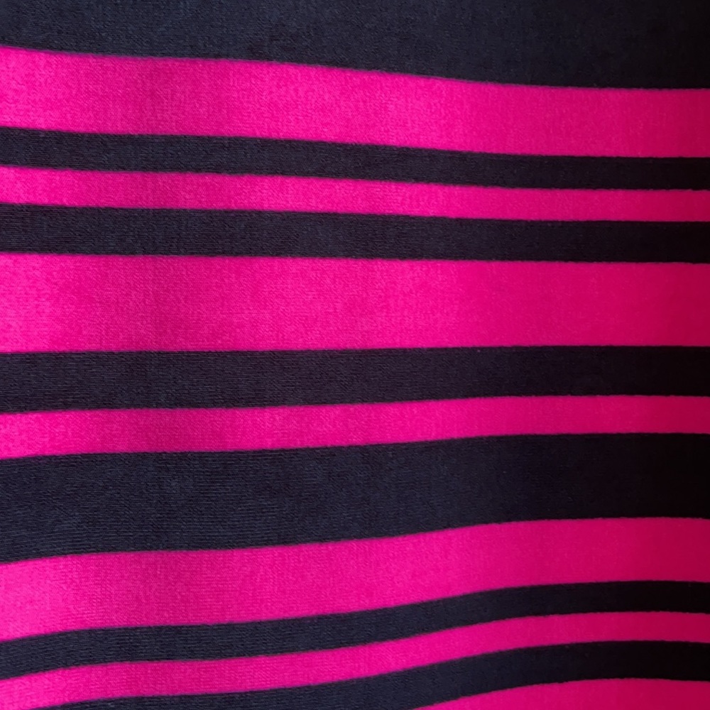 Messini Ladies size S dress with keyhole neckline and chevron stripes - Picture 11 of 17